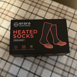 Size S women’s Ororo heated socks. Brand new with tag. Never worn.